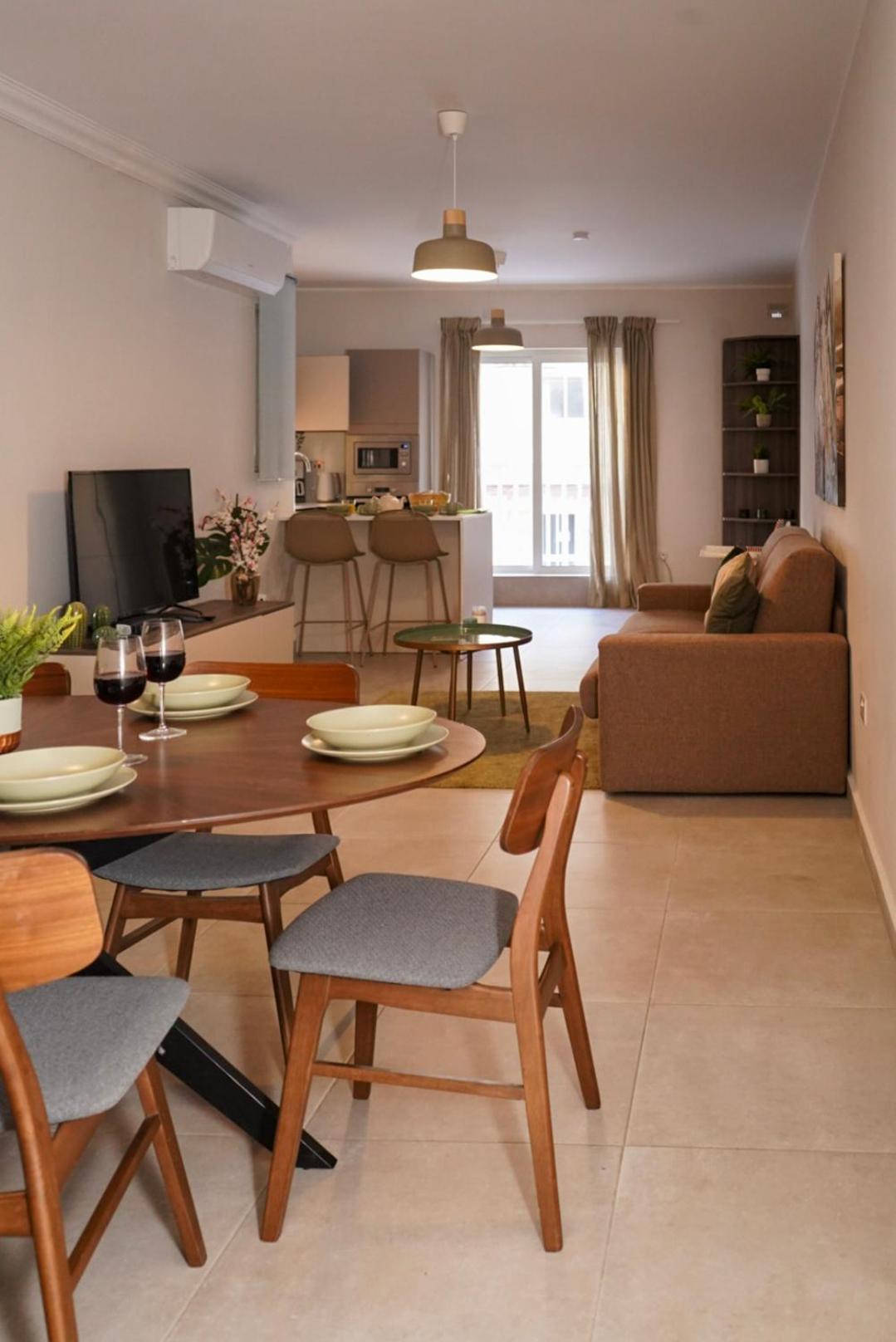 Lovely Holiday Home Next To Bus Terminus San Pawl il-Baħar Extérieur photo
